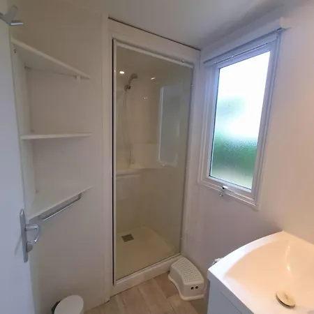 Mobil-home Climatise -3 Ch - Piscine キャンプ場 *