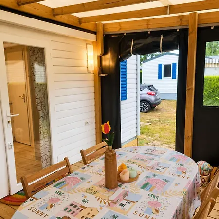 Parque de Campismo Mobil-home Climatise -3 Ch - Piscine *